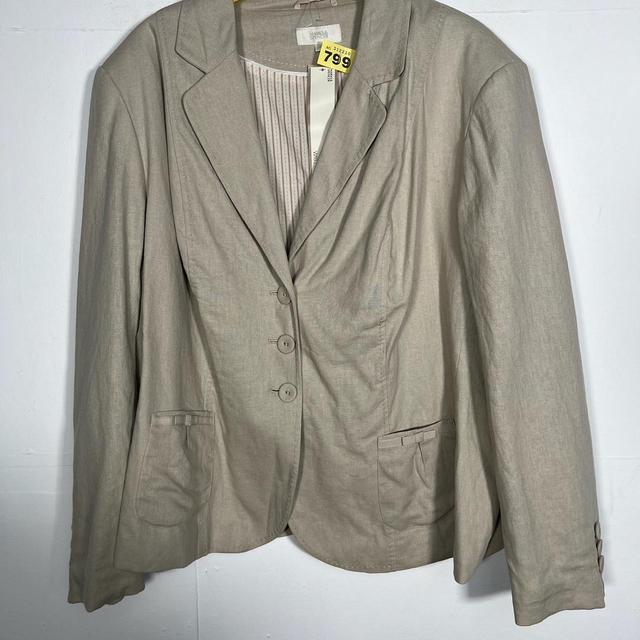 Marks & Spencer Women's Tailored jacket - Cream on Productcaster.