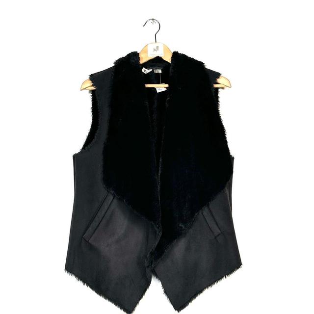 Women's Gilet - Black on Productcaster.