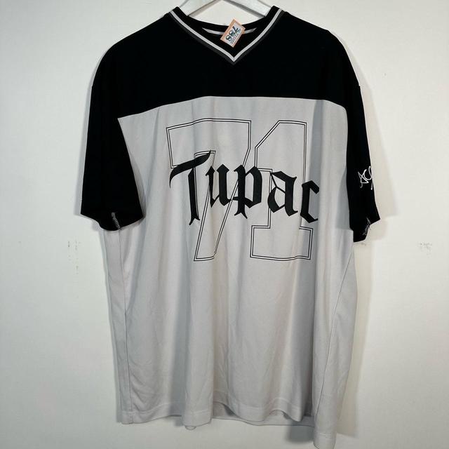 Men's T-shirt - Black/White - XXL on Productcaster.