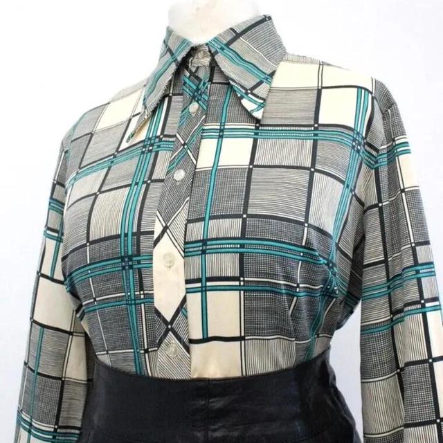 Vintage Women's Shirt - Multi - 16 on Productcaster.