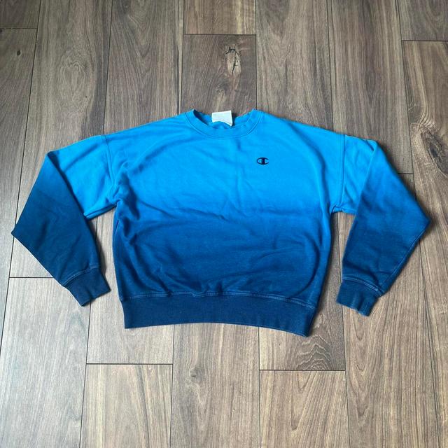 Champion Men's Sweatshirt - Blue - S on Productcaster.