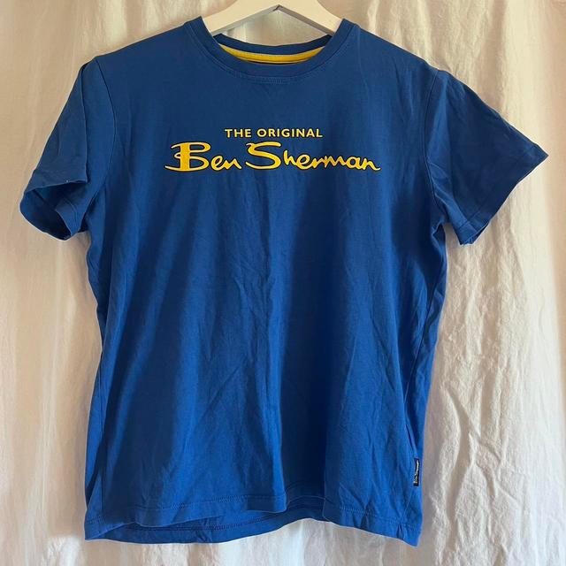 Ben Sherman Women's T-shirt - Blue/Yellow - M on Productcaster.