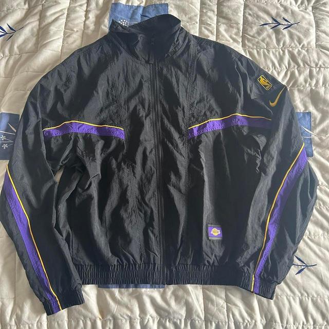 Nike Men's Lightweight Jacket - Black/Purple - L on Productcaster.