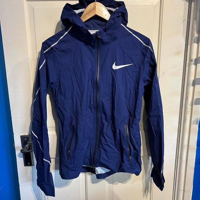 Nike Women's Windbreaker Jacket - Navy/Blue - M on Productcaster.