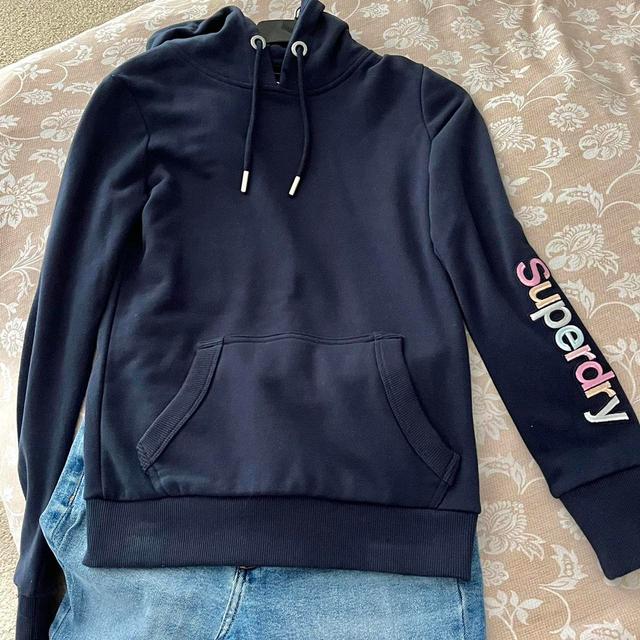 Superdry Women's Hoodie - Navy/Multi - 6 on Productcaster.