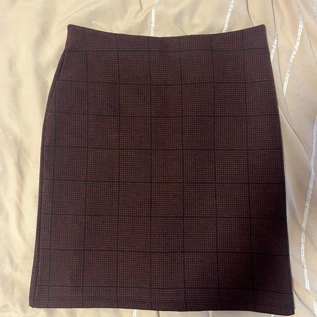 New Look Women's Casual Skirt - Burgundy/Brown - UK 8 on Productcaster.