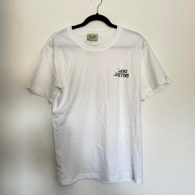 Gallery Dept. Men's T-shirt - White - M on Productcaster.