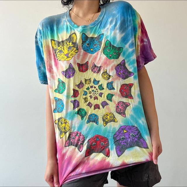 Vintage Men's T-shirt - Multi - One size on Productcaster.