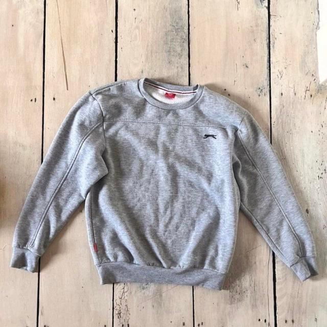 Slazenger Women's Jumper - Grey - 6 on Productcaster.