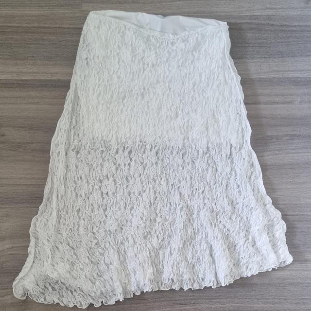 Bershka Women's Skirt - White - UK 14 on Productcaster.