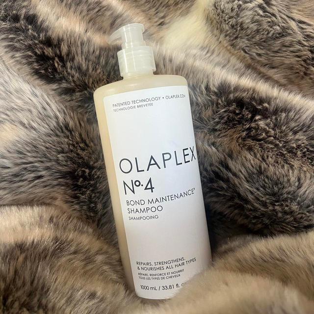 Olaplex Haircare - White/Cream on Productcaster.