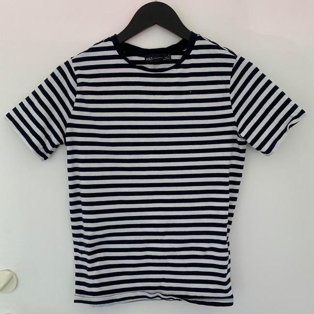 Marks & Spencer Women's T-shirt - Navy/White - 6 on Productcaster.