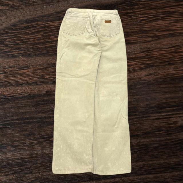 Wrangler Men's Straight leg Embroidered Trousers - Cream/Tan - 28" on Productcaster.