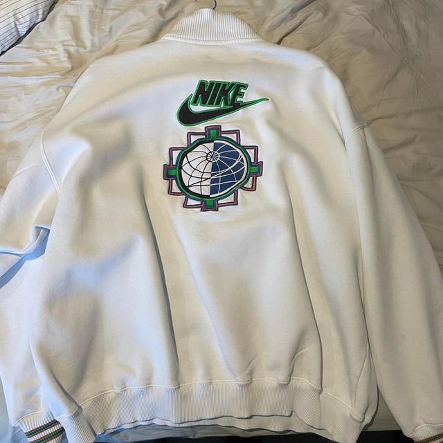 Nike Men's Sweatshirt - White - L on Productcaster.