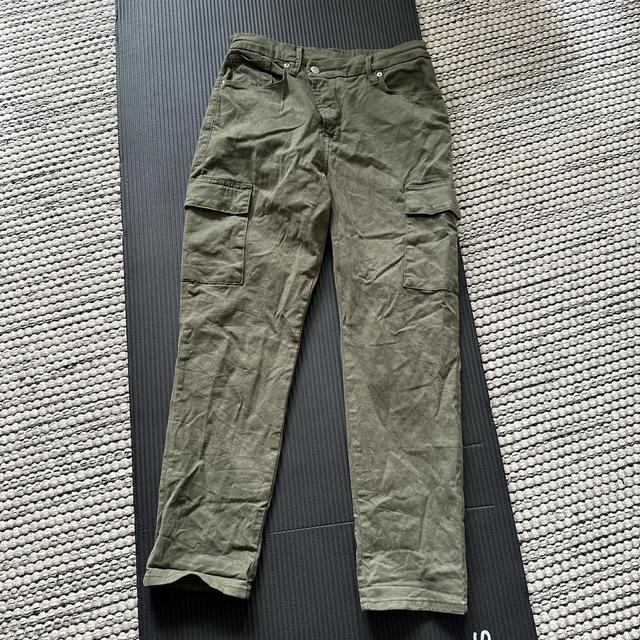 GOOD AMERICAN Women's Trousers - Khaki/Green - 29" on Productcaster.