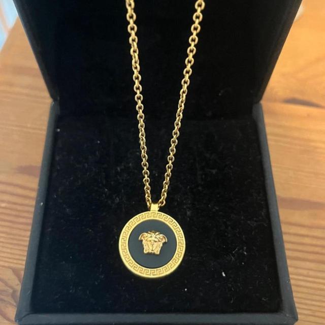 Versace Men's Necklace - Gold on Productcaster.