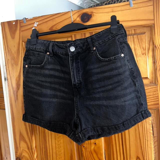 River Island Women's Shorts - Black - UK 14 on Productcaster.