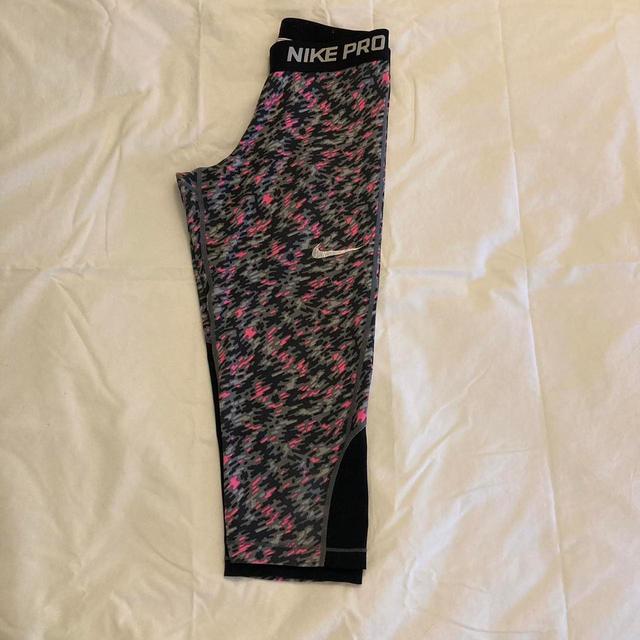 Nike Women's Leggings - Multi - UK 4 on Productcaster.