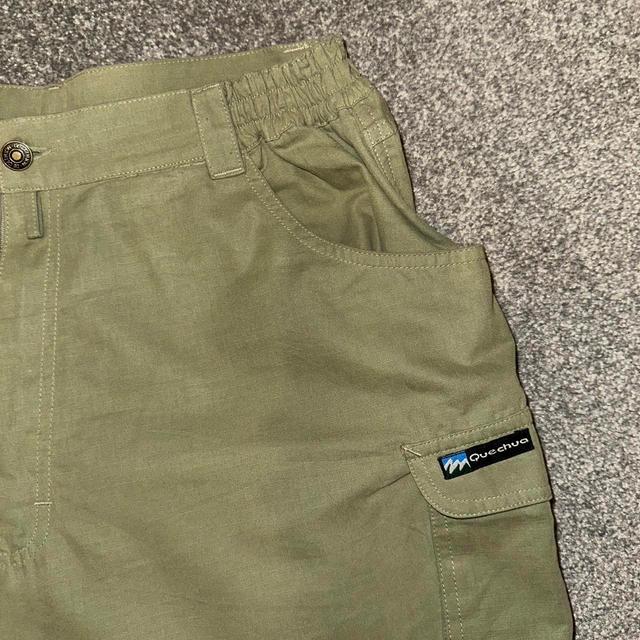 Men's Trousers - Khaki/Green - 32" on Productcaster.