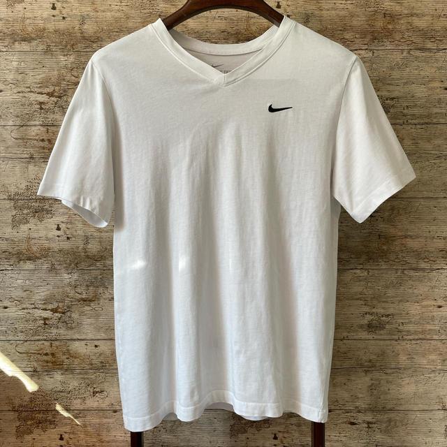 Nike Men's T-shirt - White - M on Productcaster.