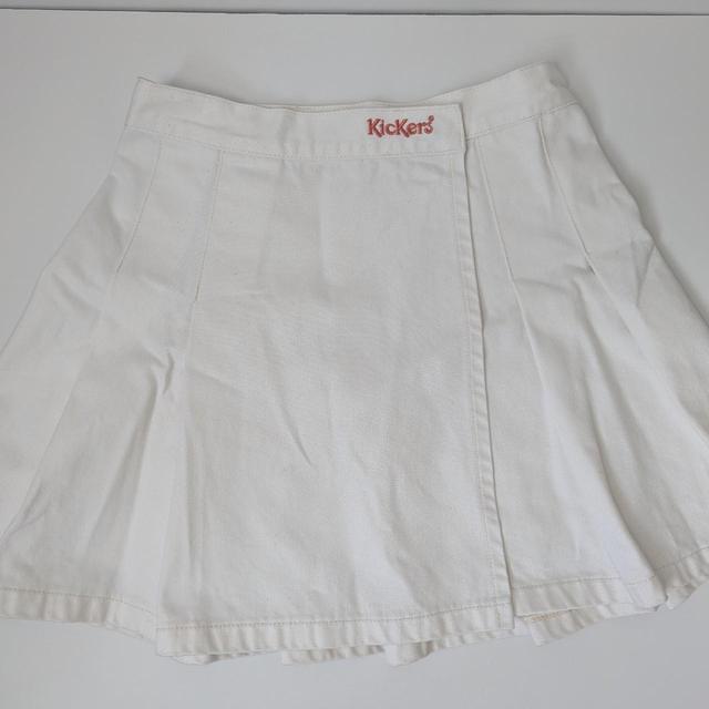 Kickers Women's Skirt - White - M on Productcaster.