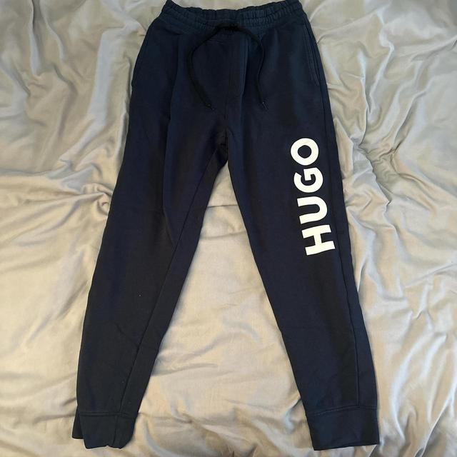 Hugo Boss Men's Sweatpants - Navy - S on Productcaster.