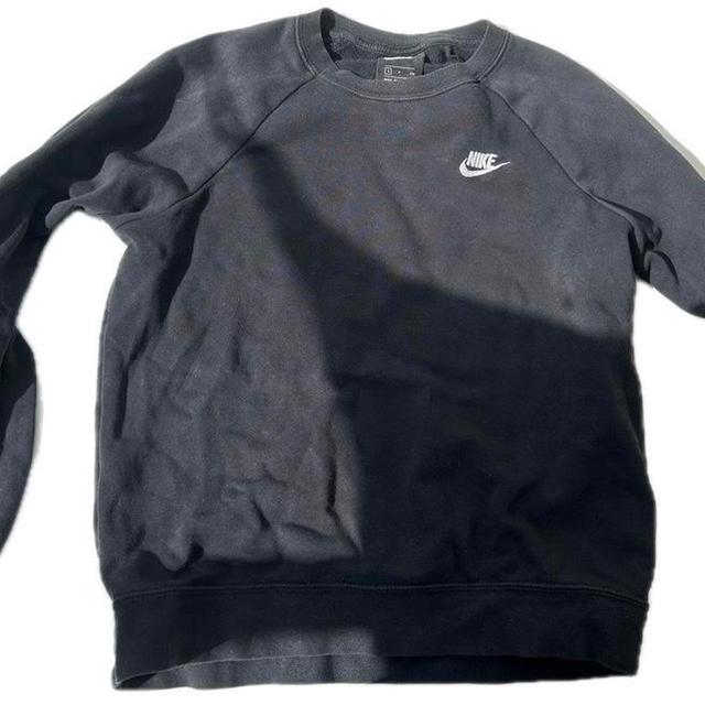 Nike Women's Sweatshirt - Black - 8 on Productcaster.