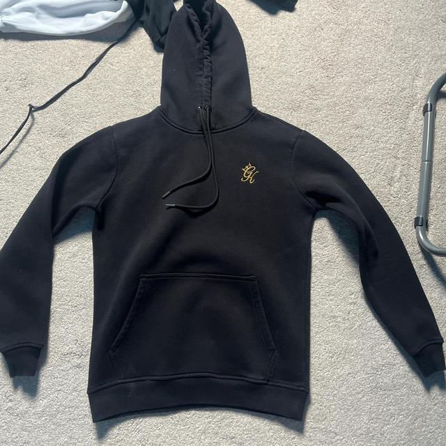 Gym King Men's Hoodie - Black/Gold - S on Productcaster.