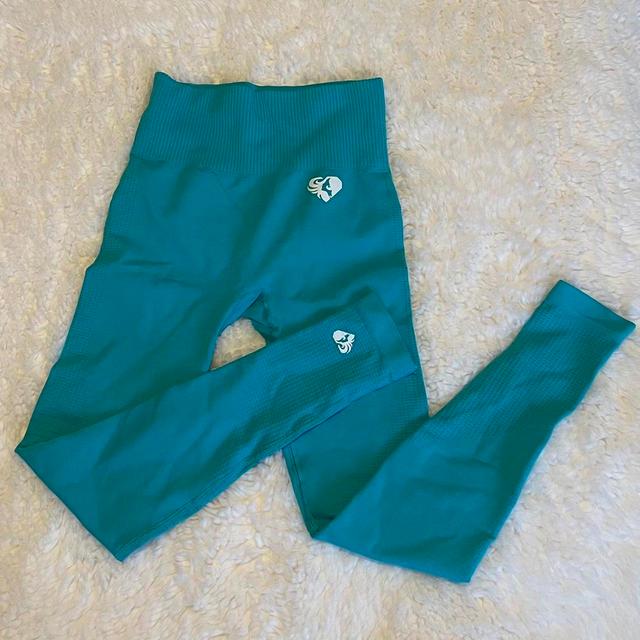 Women's Best Women's Leggings - Green - S on Productcaster.