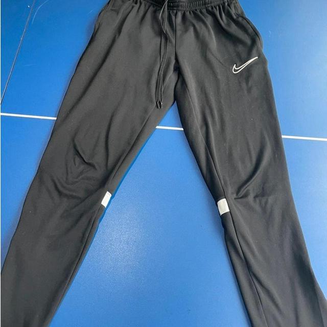 Nike Men's Trousers - Black - S on Productcaster.