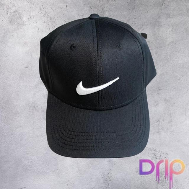 Nike Men's Caps - Black on Productcaster.