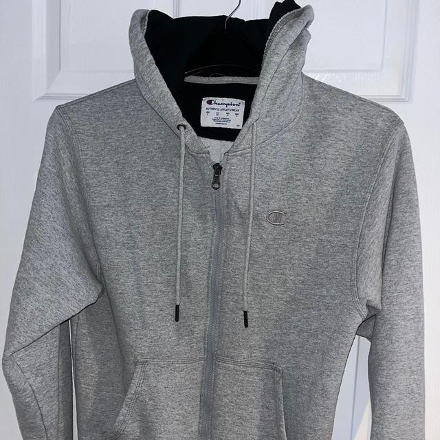 Champion Men's Hoodie - Grey - M on Productcaster.