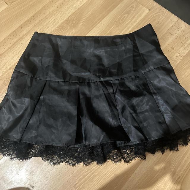 Women's Skirt - Black - UK 10 on Productcaster.