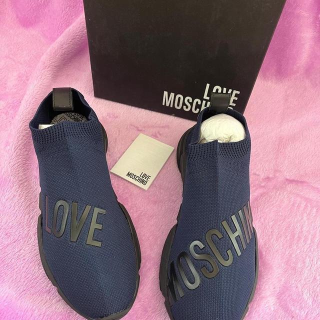 Love Moschino Women's Trainers - Navy - UK 6 on Productcaster.