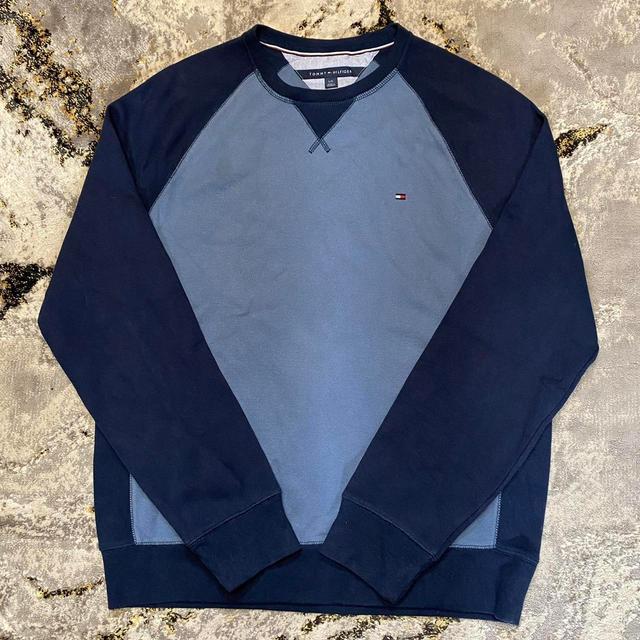 Tommy Hilfiger Men's Sweatshirt - Blue - L on Productcaster.