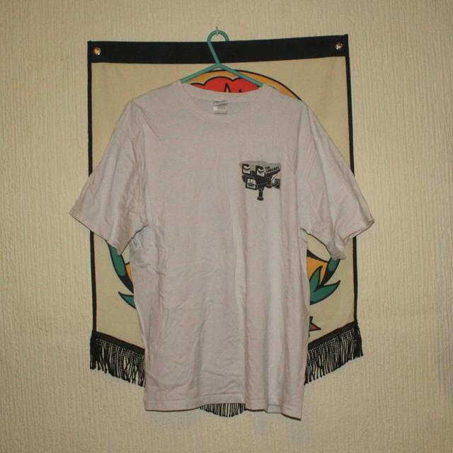 Vintage Men's T-shirt - White - L on Productcaster.