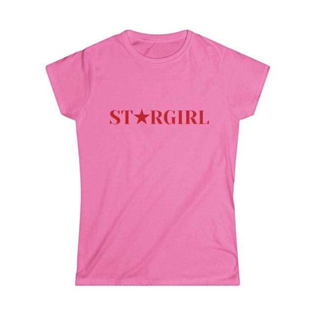 Gildan Women's T-shirt - Pink - S on Productcaster.