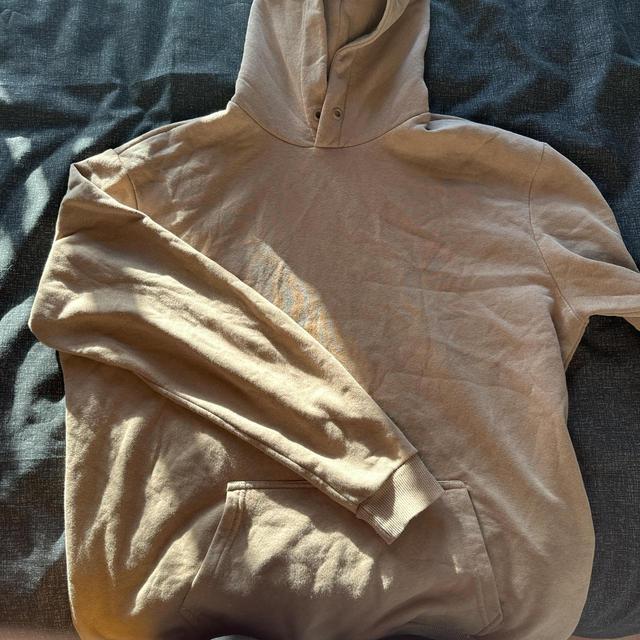 Pull&Bear Men's Hoodie - Tan - L on Productcaster.