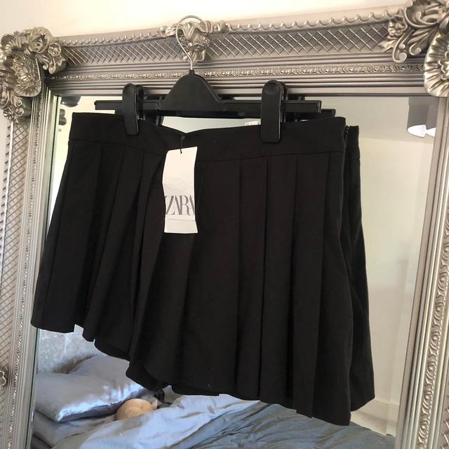 Zara Women's Skirt - Black - L on Productcaster.