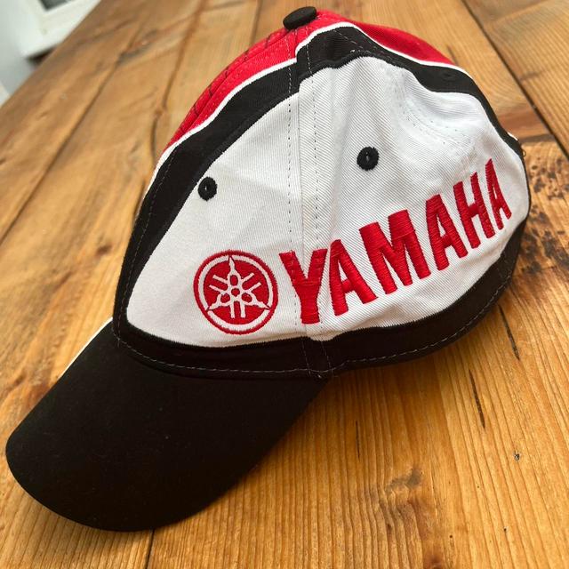 Yamaha Men's Caps - Red/Black on Productcaster.