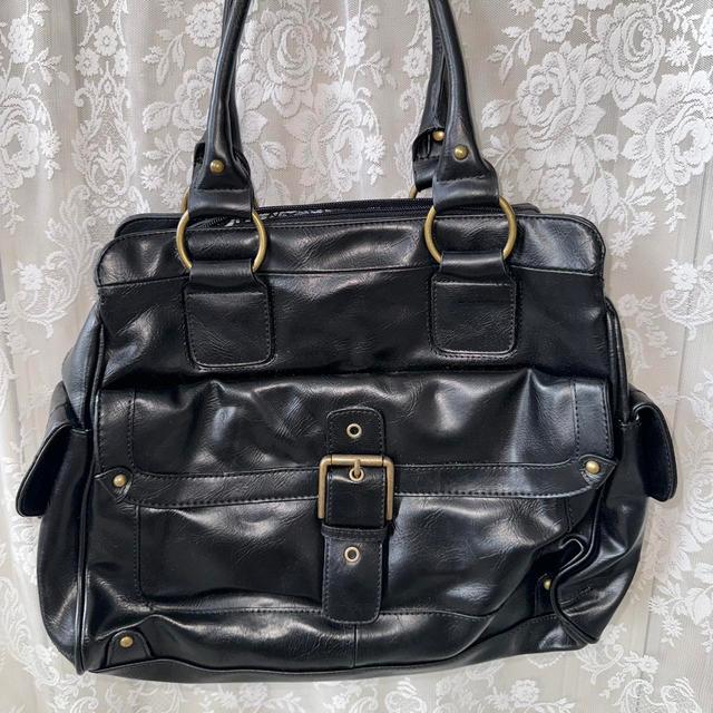 Vintage Women's Shoulder bags - Black on Productcaster.