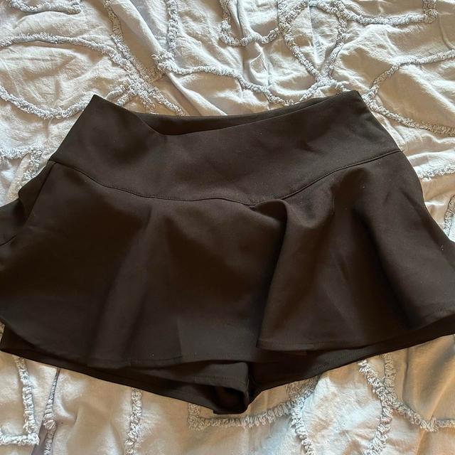 Women's Skirt - Black - UK 6 on Productcaster.