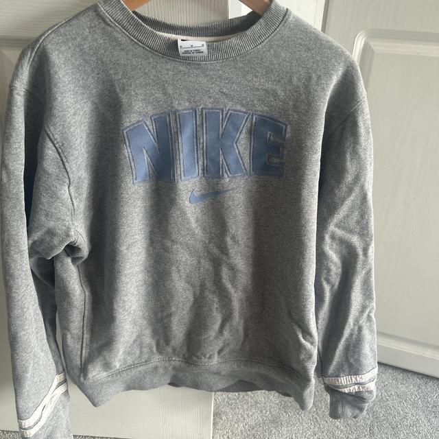 Nike Men's Sweatshirt - Grey - M on Productcaster.