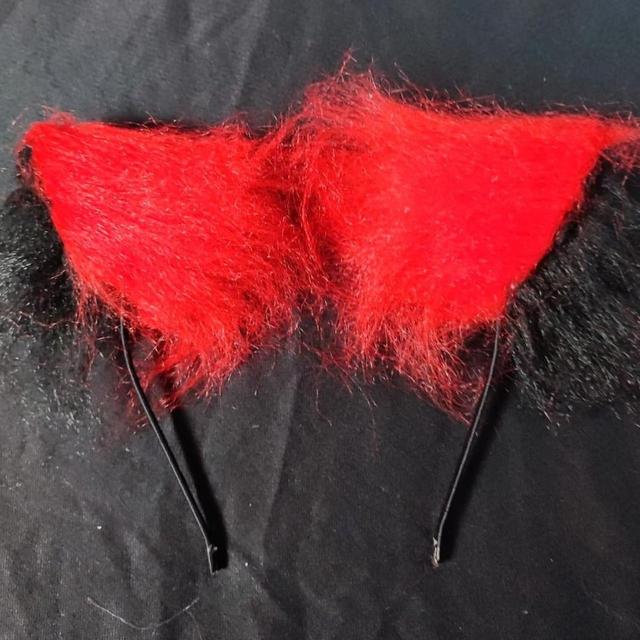 Custom Women's Hair accessory - Red on Productcaster.