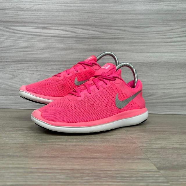 Nike Women's Trainers - Pink/Grey - UK 5 on Productcaster.