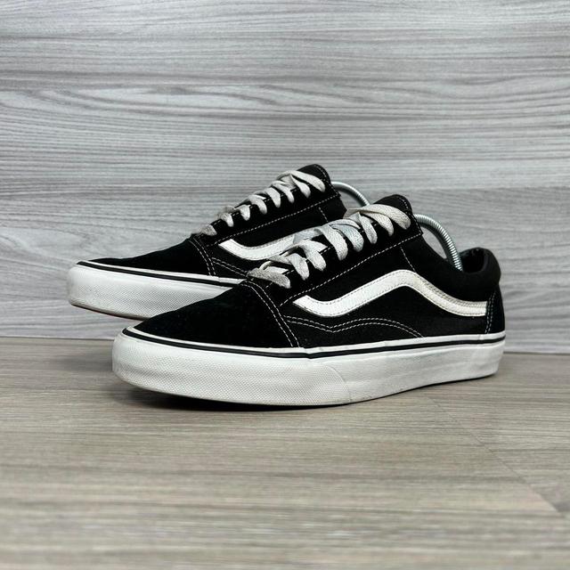 Vans Men's Trainers - Black/White - UK 9 on Productcaster.