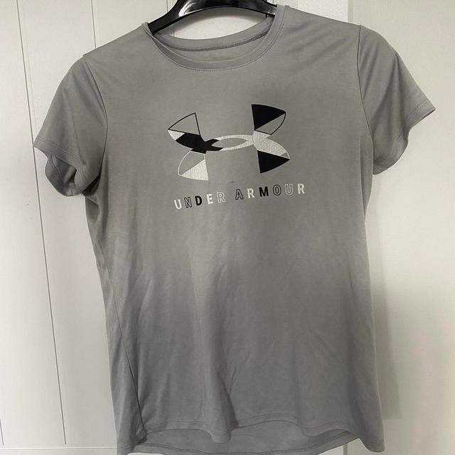 Under Armour Women's T-shirt - Grey - 4 on Productcaster.