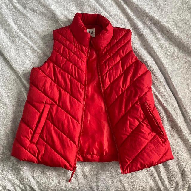 Gap Women's Gilet - Red - M on Productcaster.