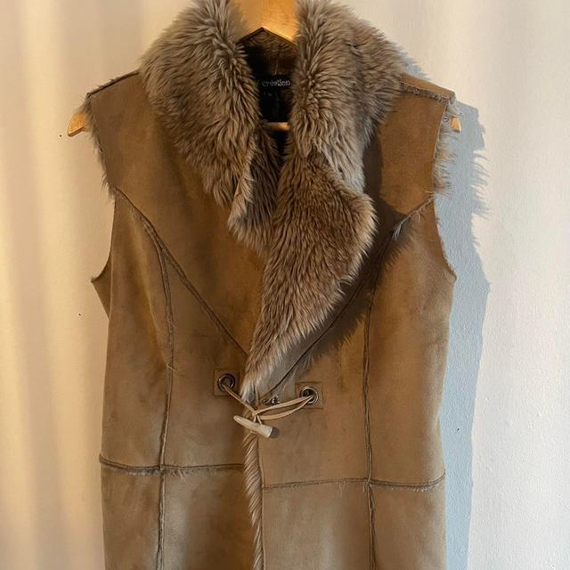 Vintage Women's Gilet - Tan - UK 12 on Productcaster.