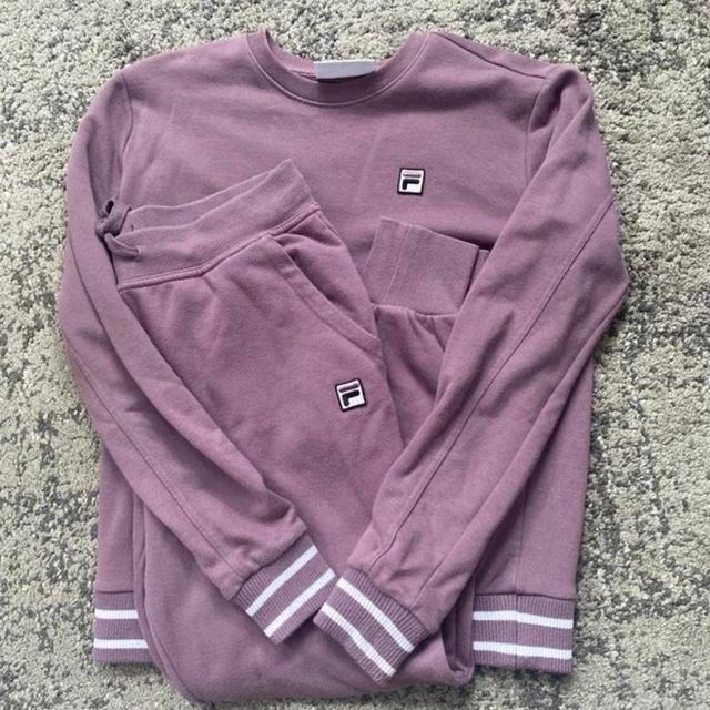 Fila Women's Sweatshirt - Purple - 8 on Productcaster.